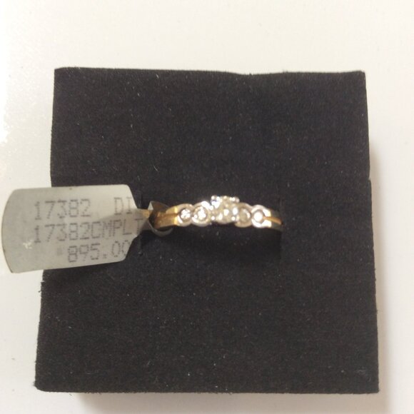 NWT STUNNING 14k GOLD & DIAMOND RING MSRP 1,295 - Picture 5 of 7